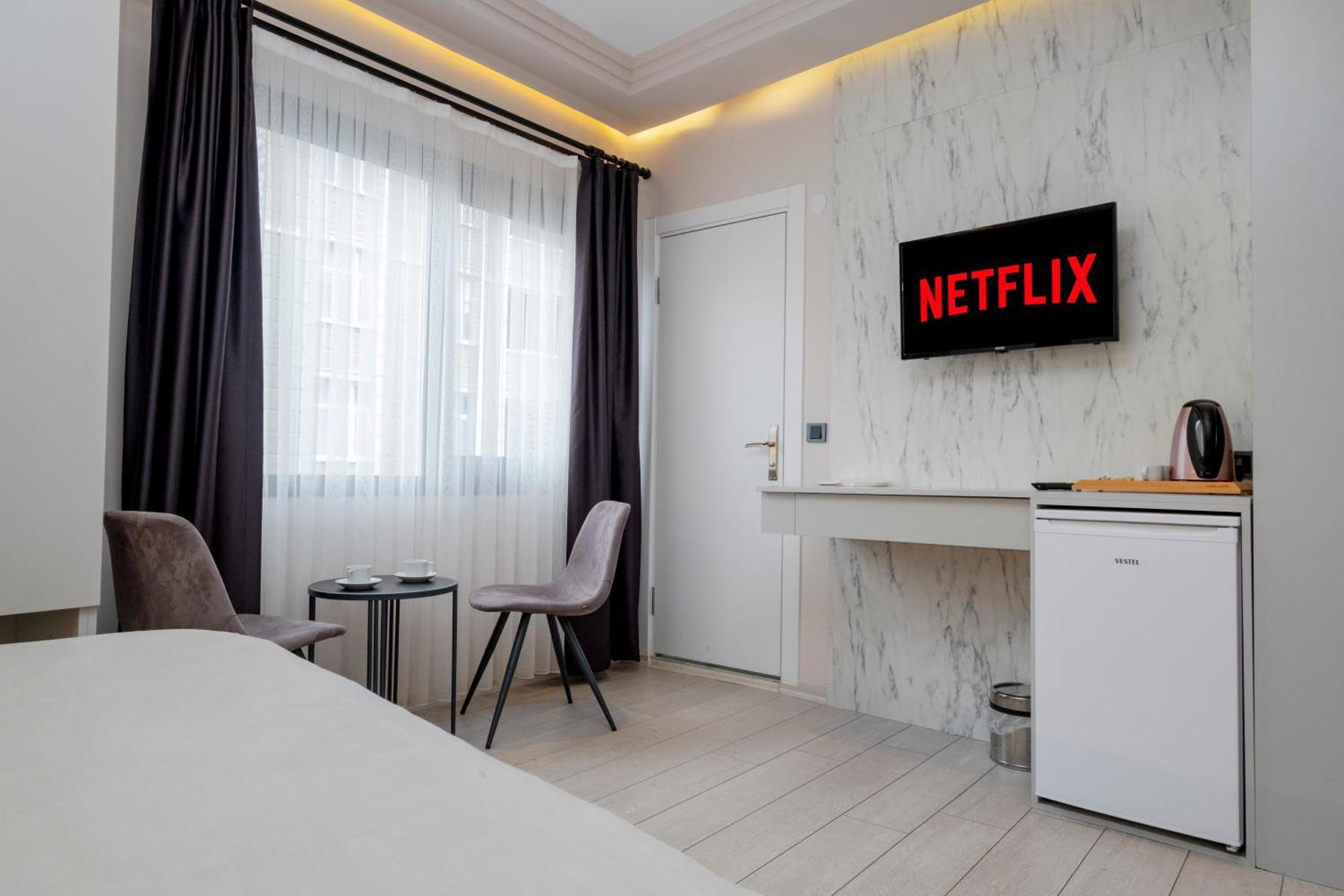 Lavender Airport Hotel Arnavutkoy Εξωτερικό φωτογραφία