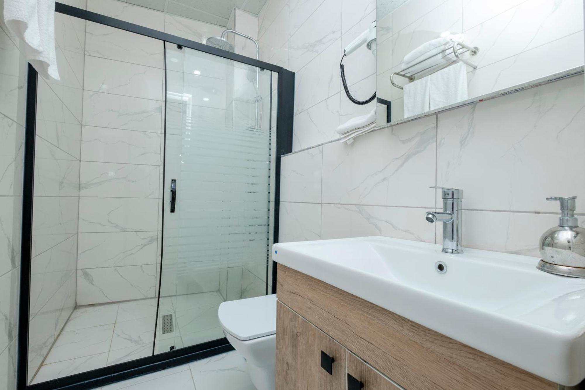 Lavender Airport Hotel Arnavutkoy Εξωτερικό φωτογραφία