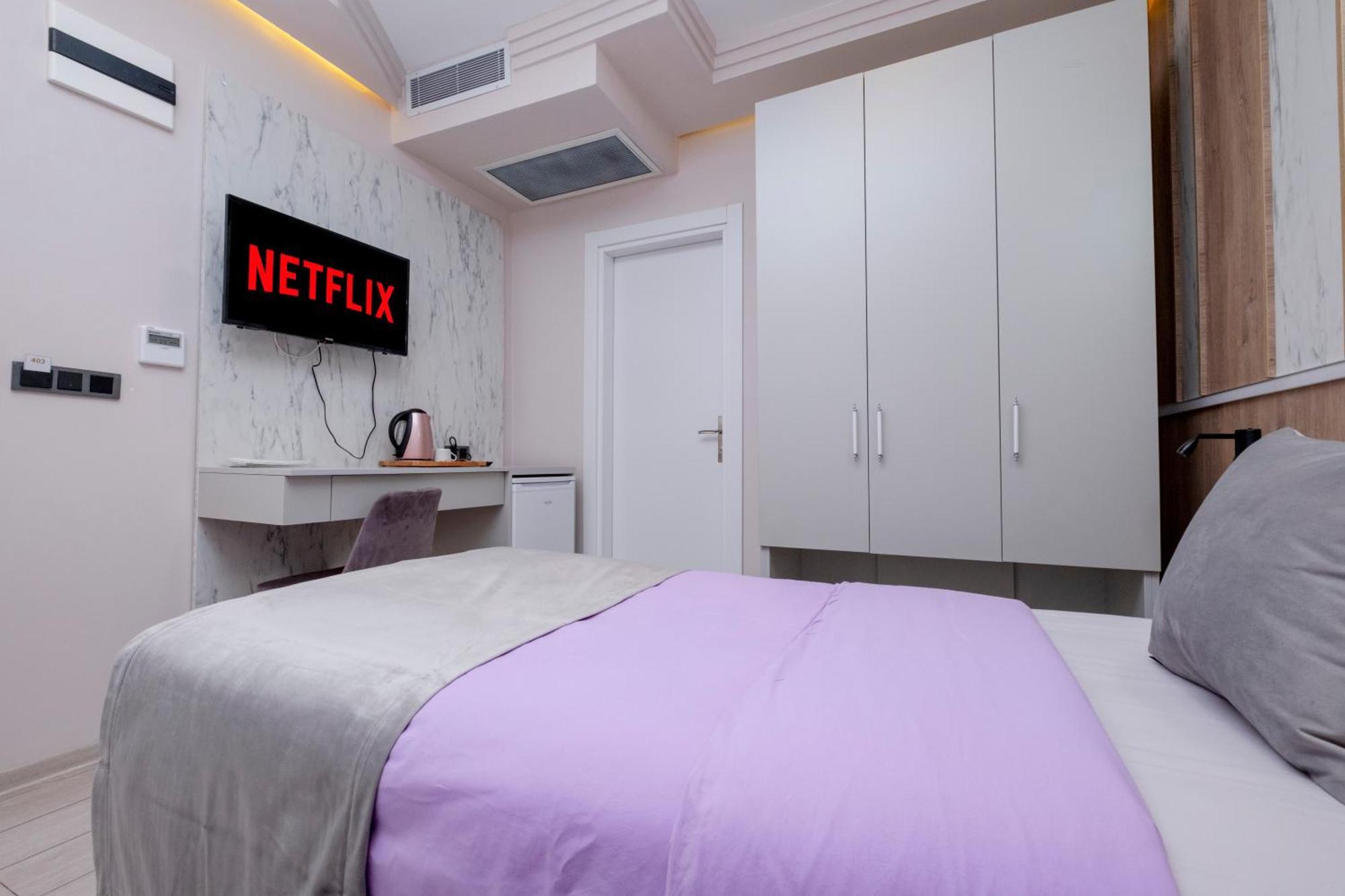 Lavender Airport Hotel Arnavutkoy Εξωτερικό φωτογραφία