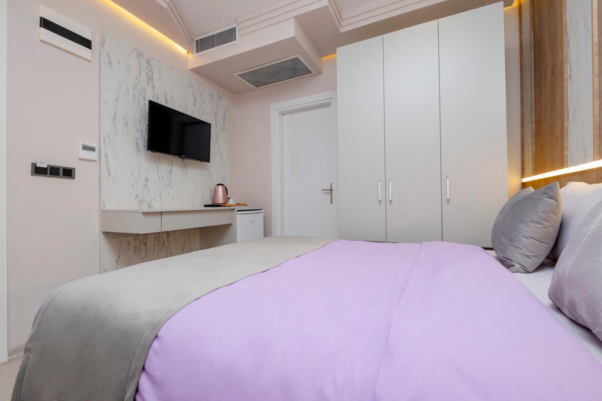 Lavender Airport Hotel Arnavutkoy Εξωτερικό φωτογραφία